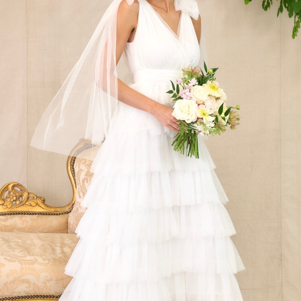 Red Dress Creating Memories White Tiered Tulle Maxi Dress Size SS / White - Picture 2 of 3